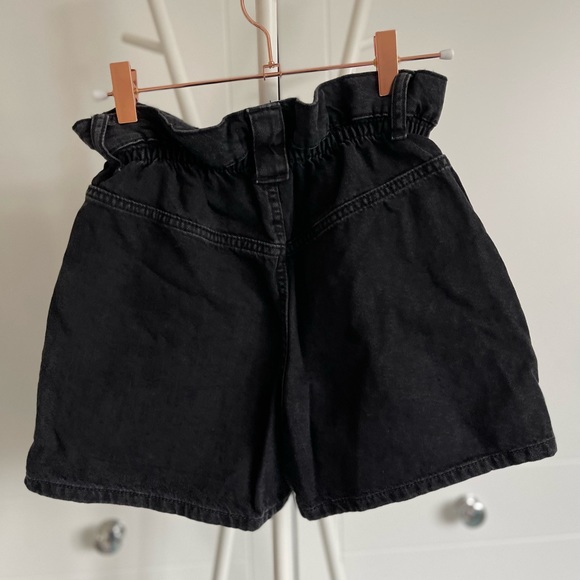 Zara Girls Black Denim Paperbag Waist Shorts 13-14 164cm - Picture 4 of 6